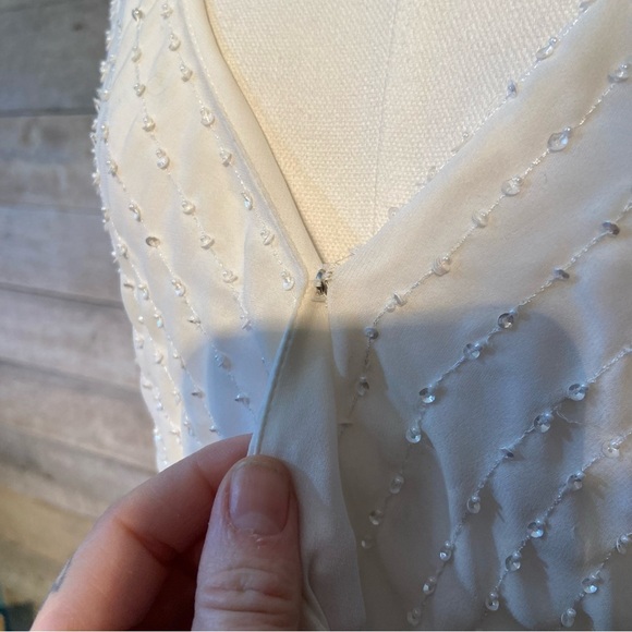 BNWT Guess jeans  women’s white beaded sequinned wrap tank top in size small - Picture 7 of 13